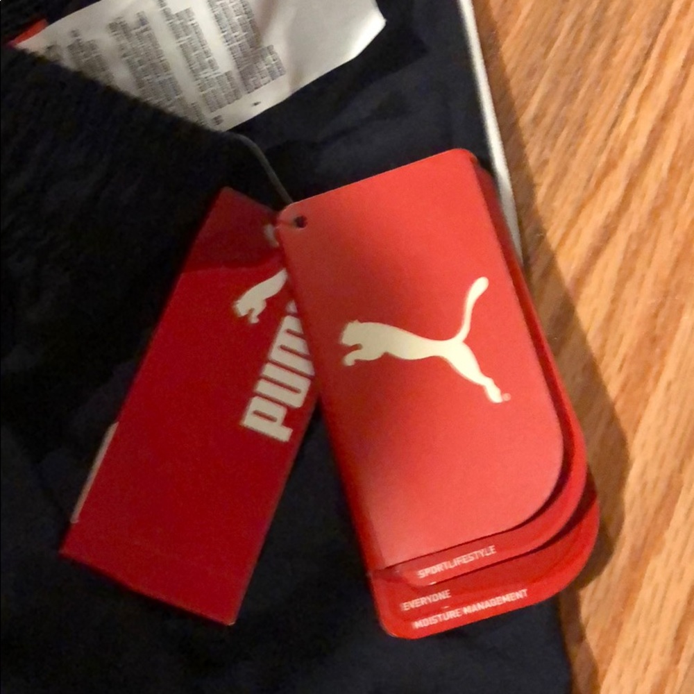 🎁Great gift! NWT Puma 3/4 pants